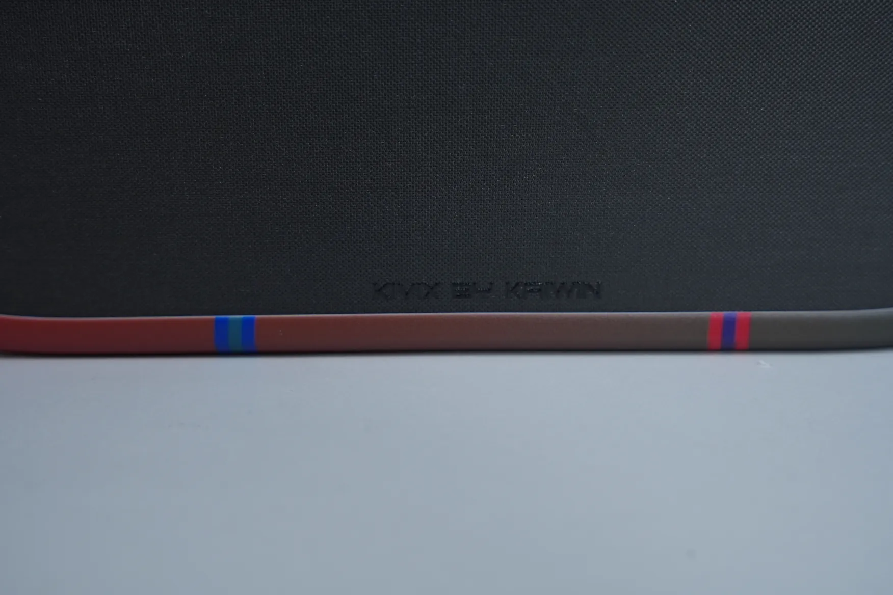 KIVIX Magic Red & Blue
